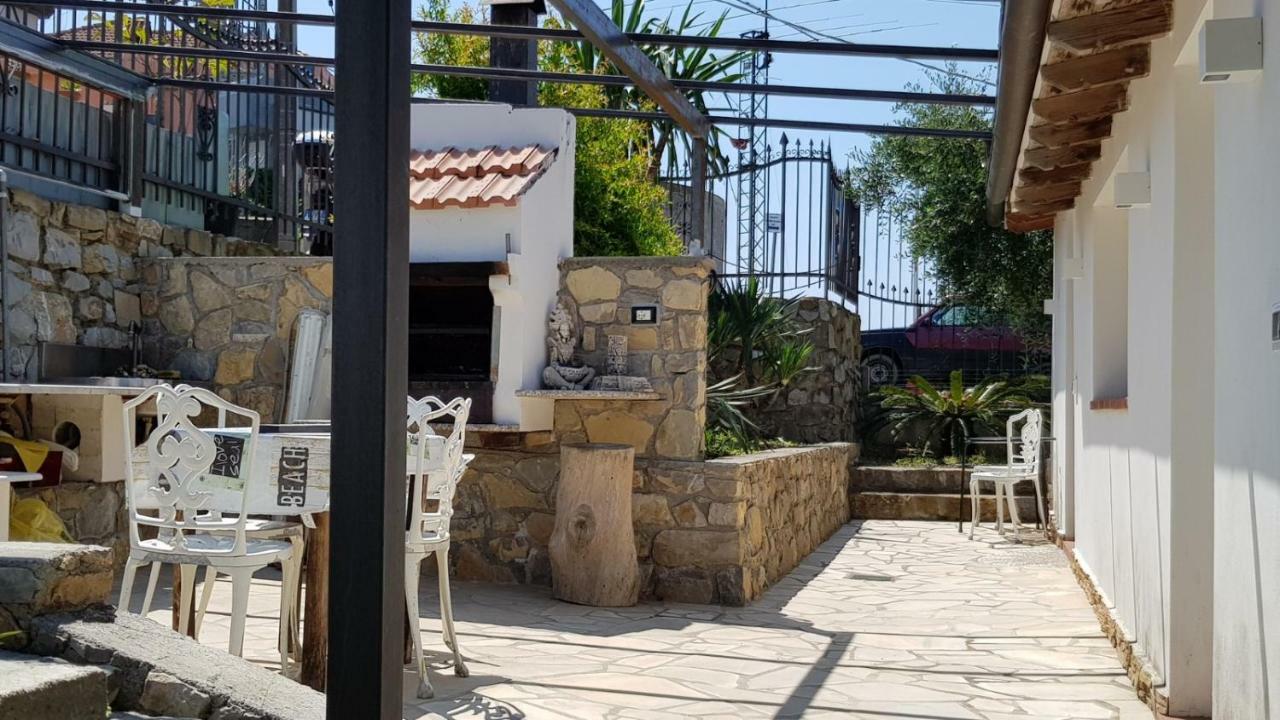 Piccola Casa Con Giardino Villa San Remo Buitenkant foto